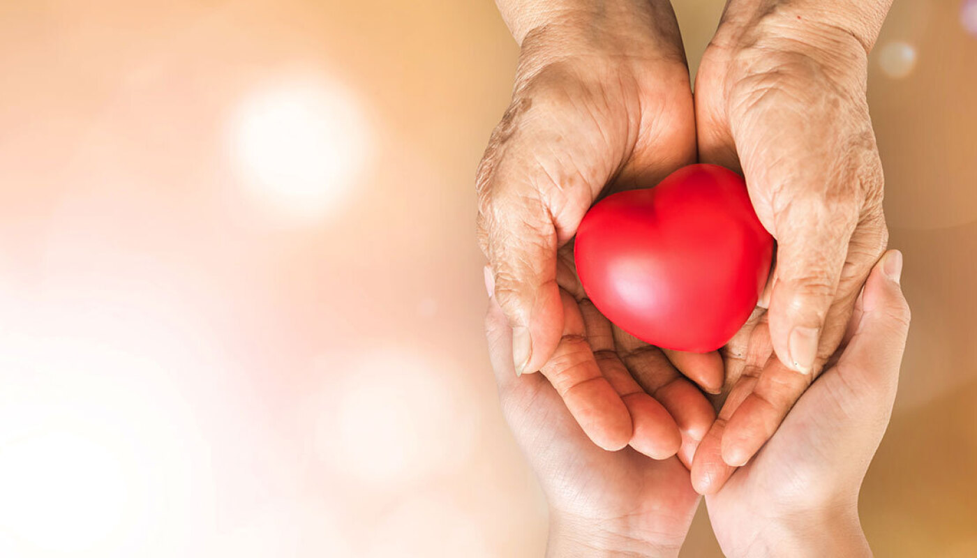 Holding hands Heart